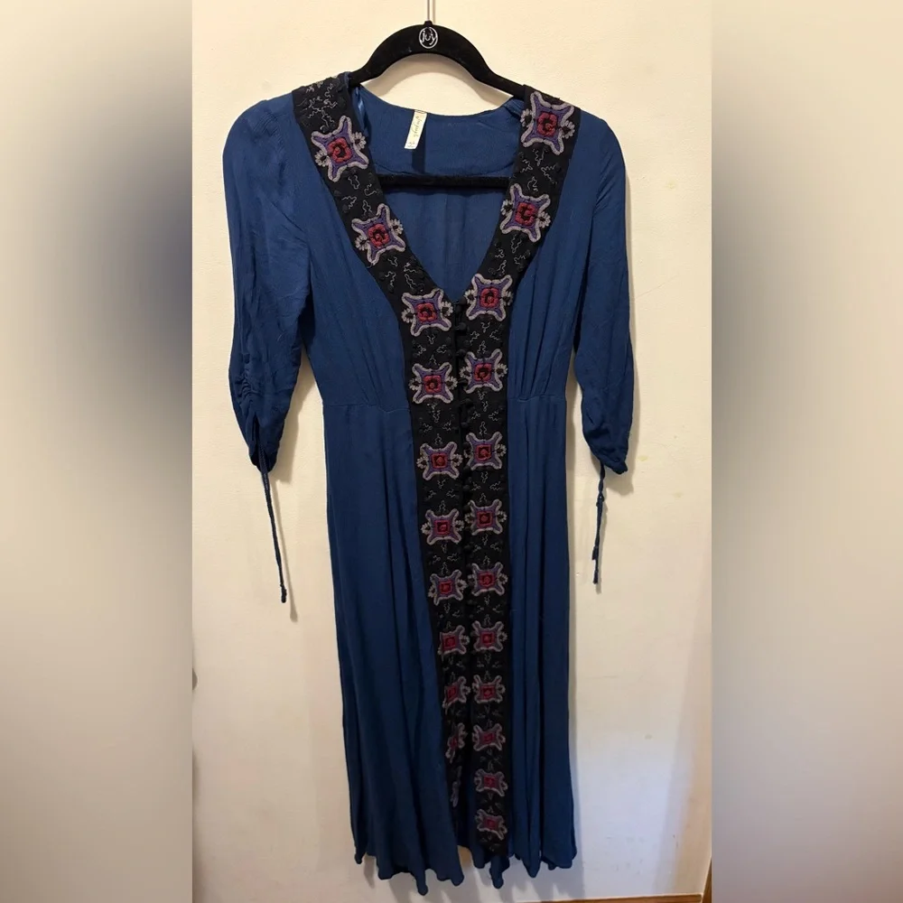 Free People‎ embroidery gauze style maxi dress sz 2